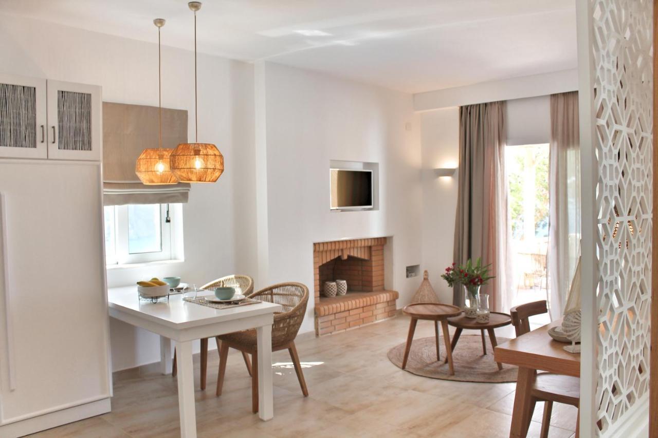 Akropolis Village Complex Of Luxury Residence Kyra Panagia Exterior photo
